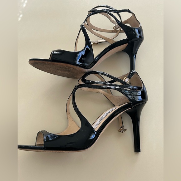 Jimmy Choo Shoes - Jimmy Choo Black Patent leather - The Ivette.